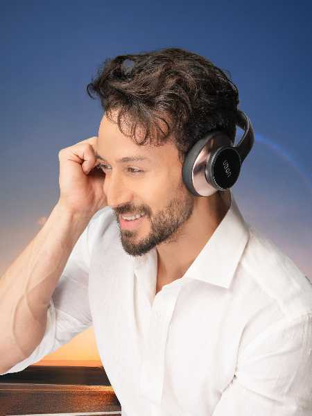 HEADPHONES